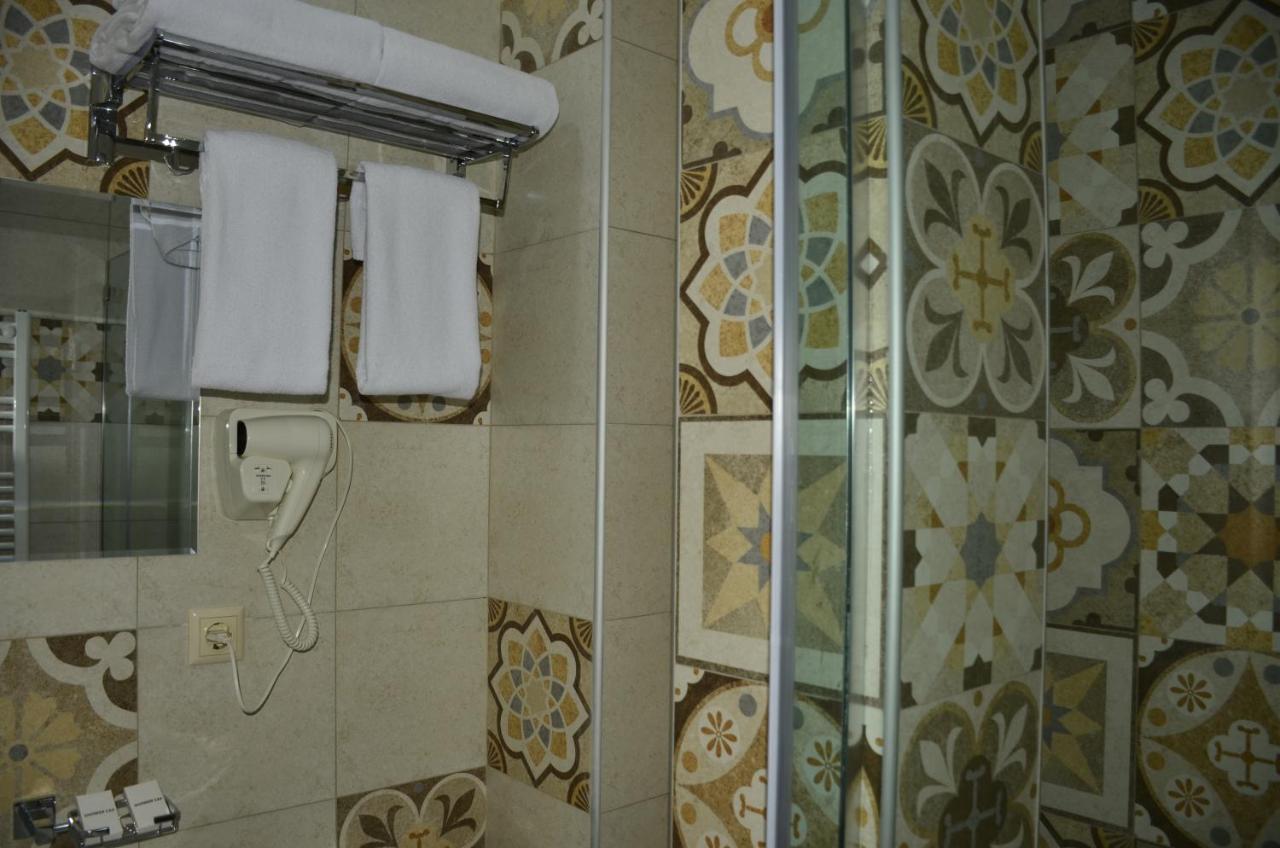 Vere Corner Hotel Тбилиси Экстерьер фото