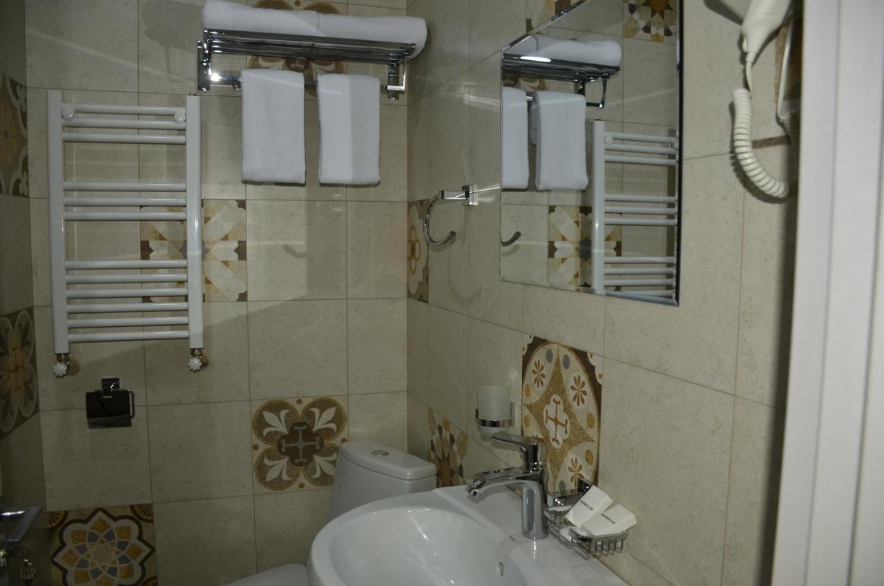 Vere Corner Hotel Тбилиси Экстерьер фото
