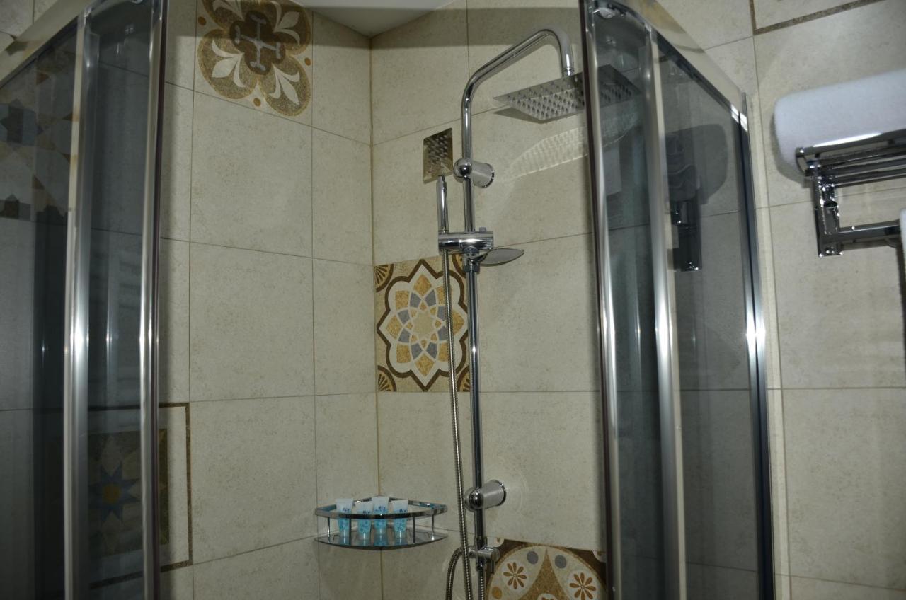 Vere Corner Hotel Тбилиси Экстерьер фото